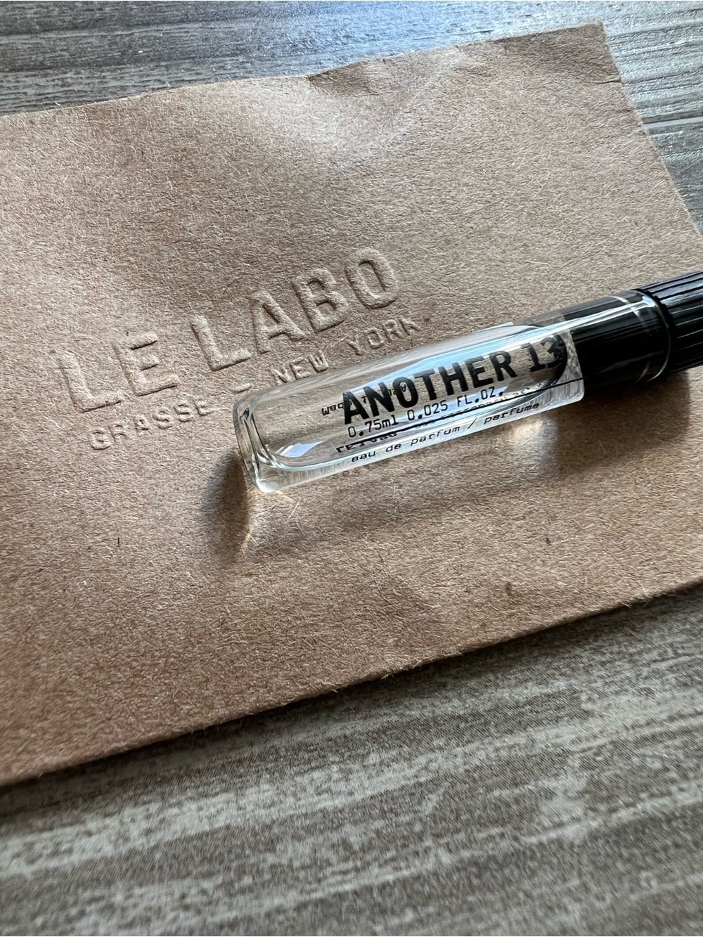 LE LABO β’ Another 13 Perfume Sample Vial In Envelope - Picture 2 of 3